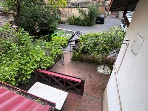 квартира за адресою Дорошенка вул., 25