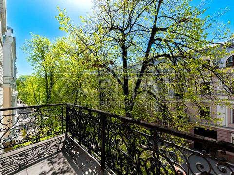 комерційна за адресою Ярославів Вал вул., 38