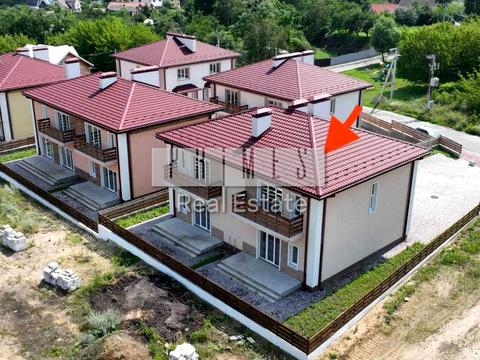 будинок за адресою с. Ходосівка, Катерини Білокур