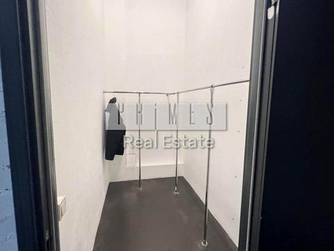 комерційна за адресою Велика Васильківська вул. (Червоноармійська), 5