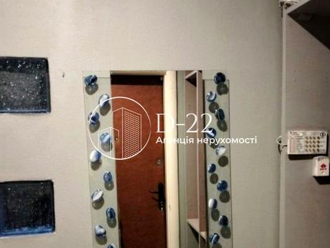 квартира за адресою Ревуцького вул., 7