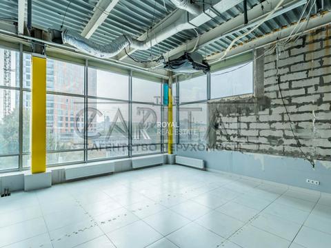 комерційна за адресою Київ, Миколи Міхновського бульв. (Дружби народів), 1