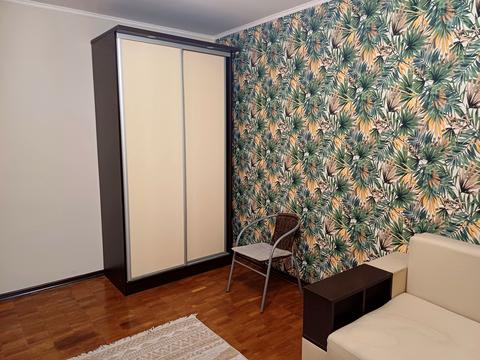 квартира за адресою В'ячеслава Чорновола вул., 10