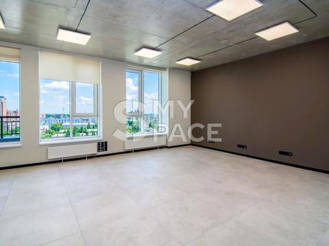 комерційна за адресою Джона Маккейна вул. (Івана Кудрі), 26