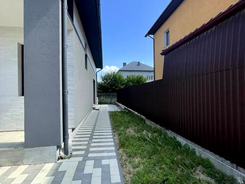 будинок за адресою Степана Бандери вул.