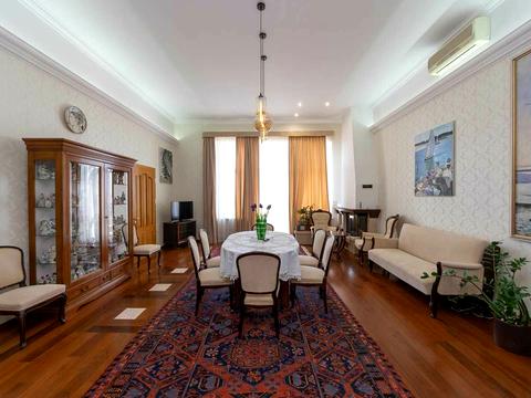 квартира за адресою Шовковична вул., 36/7