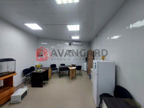 комерційна за адресою Березинська вул., 23