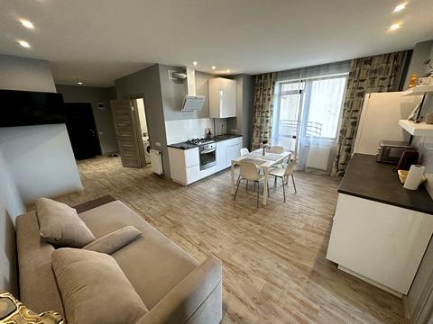 квартира за адресою Максима Рильського вул., 14