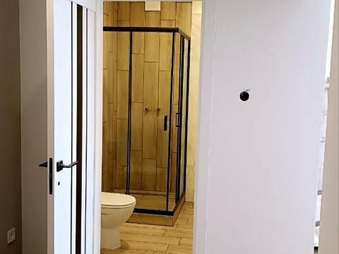 квартира за адресою Залізнична вул., 3