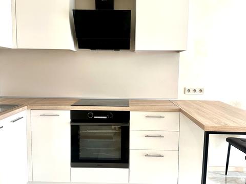 квартира за адресою Михайла Максимовича вул. (Онуфрія Трутенка), 24-В