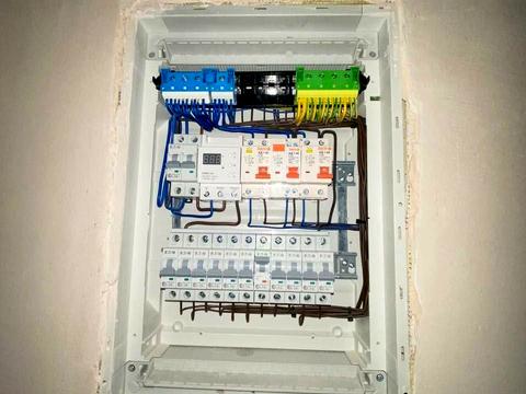 квартира за адресою Михайла Лушпи просп., 5