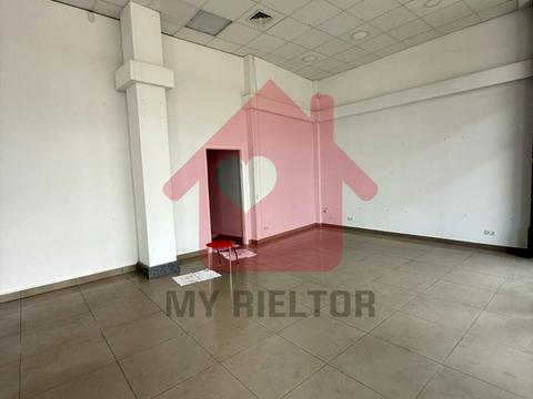 комерційна за адресою Корятовича пл., 5