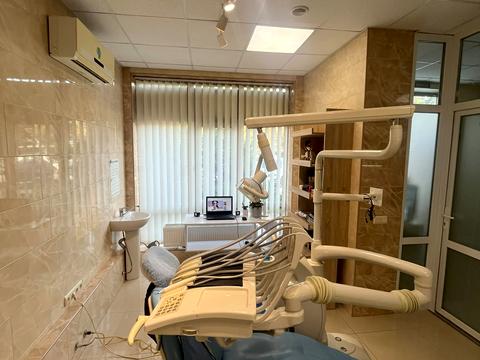комерційна за адресою Гончарна вул., 1