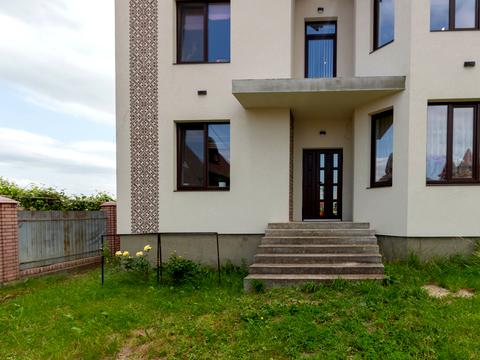 будинок за адресою Українська, 32