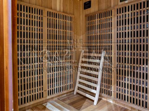 квартира за адресою Регенераторна вул., 4
