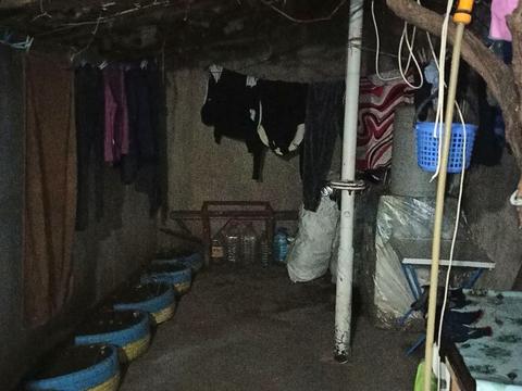 дом по адресу Апрельская ул., 12б