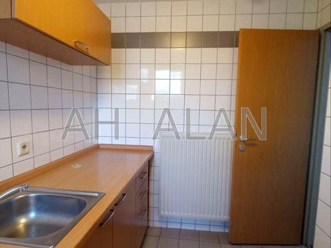 коммерческая по адресу Большая Васильковская ул. (Красноармейская), 9-2