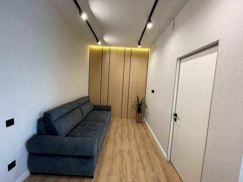 квартира по адресу Луговская ул., 248