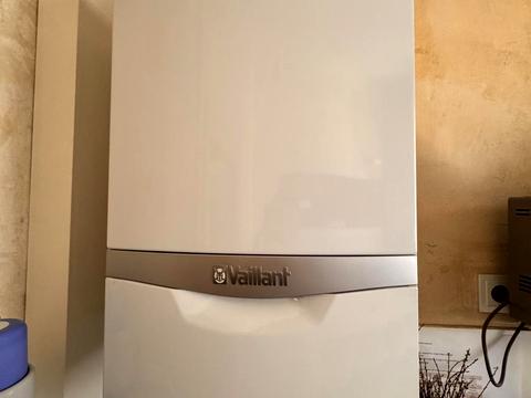 комерційна за адресою Івана Франка вул., 3