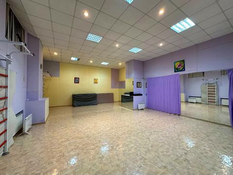 комерційна за адресою Сергія Подолинського вул. (Благоєва), 31г