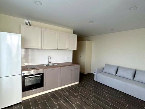 квартира за адресою Академіка Булаховського вул., 2