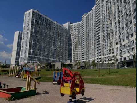 квартира за адресою Ревуцького вул., 40-В