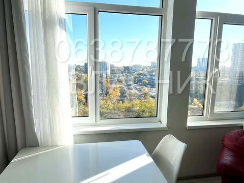 квартира за адресою Юнацька вул., 1