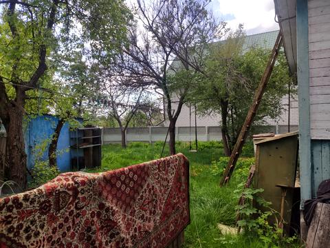 будинок за адресою Космонавтів, 12
