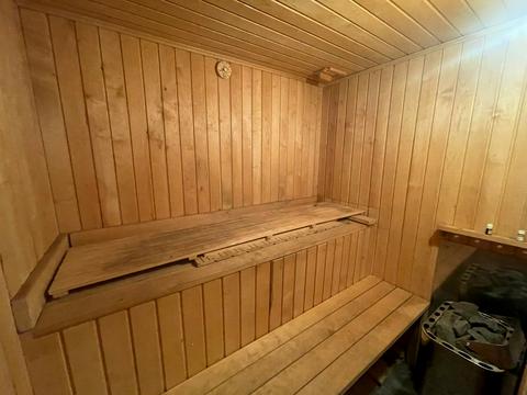 будинок за адресою Центральна вул., 211