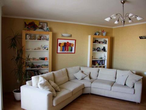 квартира за адресою Академіка Корольова вул., 48
