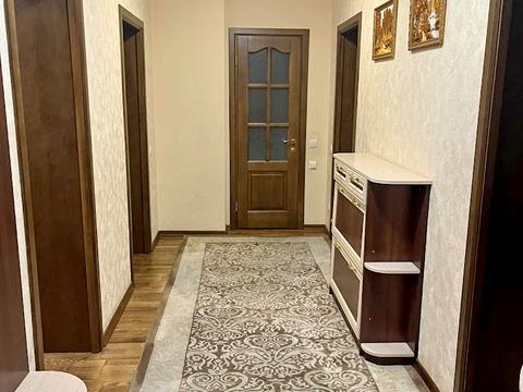 квартира за адресою Рея Бредбері вул., 6