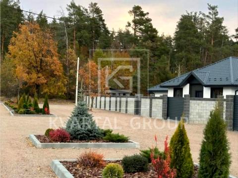 будинок за адресою Успішна, 25