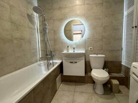 квартира за адресою Софії Русової вул., 3