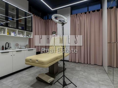 коммерческая по адресу Андрея Верхогляда ул. (Михайла Драгомирова), 17-Б