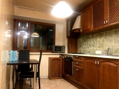 квартира за адресою В'ячеслава Чорновола вул., 30