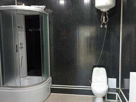 комерційна за адресою Богдана Хмельницького вул., 8