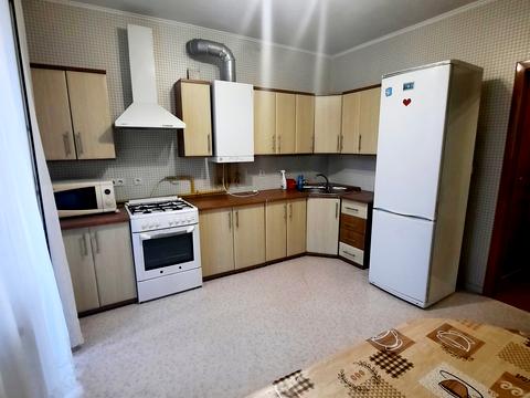 квартира за адресою Зодчих вул., 16