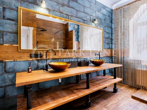 будинок за адресою Молодіжна вул.