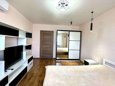 квартира за адресою Ревуцького вул., 54