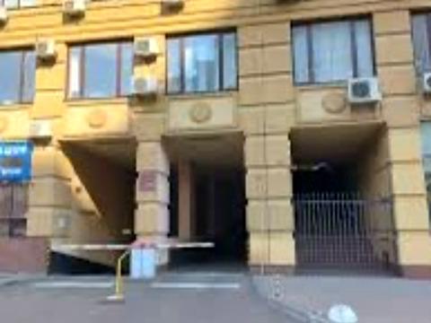 паркомісце за адресою Полтавська вул., 10
