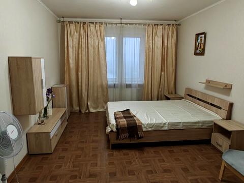 квартира за адресою Ревуцького вул., 54