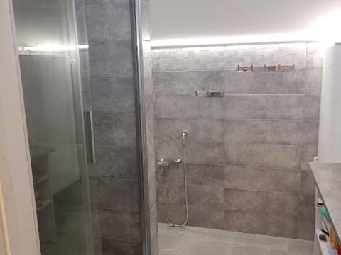 будинок за адресою Богатирська вул., 42