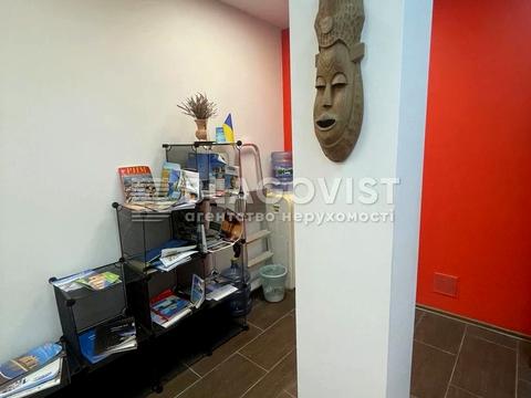 комерційна за адресою Євгена Чикаленка вул. (Пушкінська), 32-Б