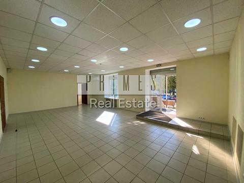 коммерческая по адресу Вацлава Гавела бульв. (Івана Лепсе), 8