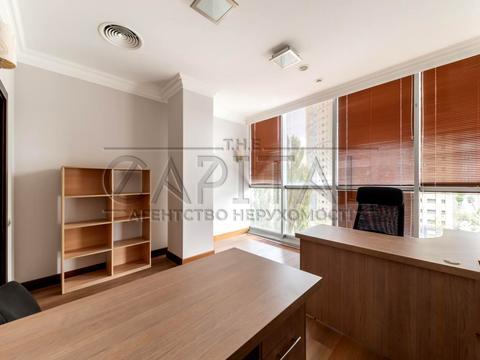 комерційна за адресою Казарменна вул. (Григорія Андрющенка), 4г