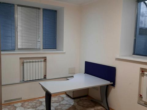 комерційна за адресою Дегтярівська вул., 11-В