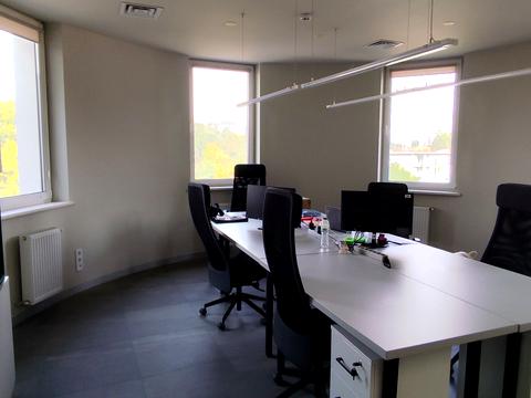 комерційна за адресою Залізничне шосе, 2А