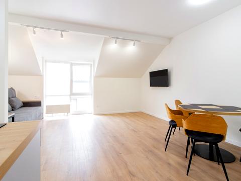 квартира по адресу Івана Франка ул., 4