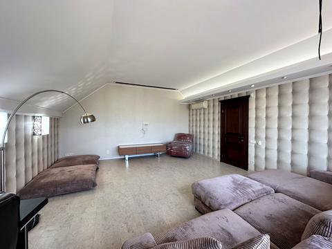 будинок за адресою Молодіжна, 24