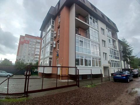 квартира за адресою Космічна вул., 3